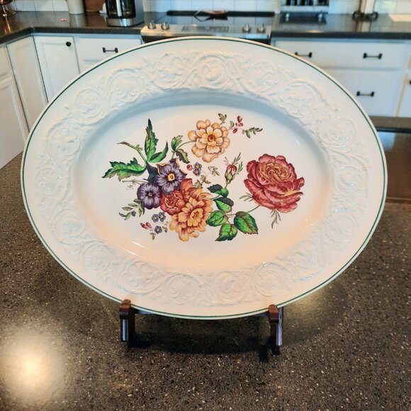 Large Antique Wedgwood Patrician "Bognor" Platter, 16" x 12 1/2" - Picture 3 of 8